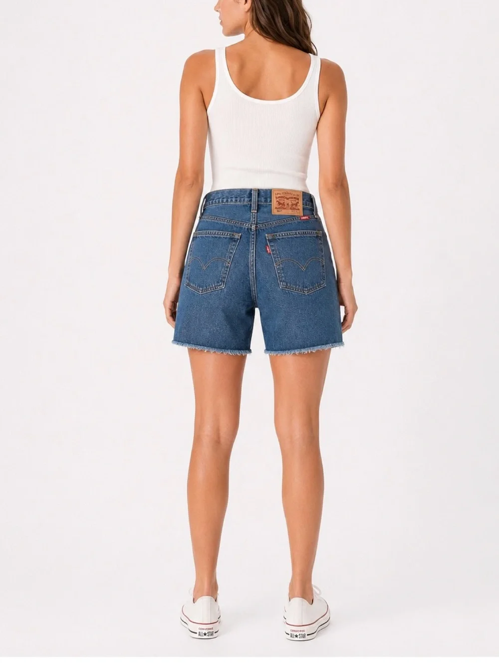 Levi’s 501 Mid thigh blue denim shorts